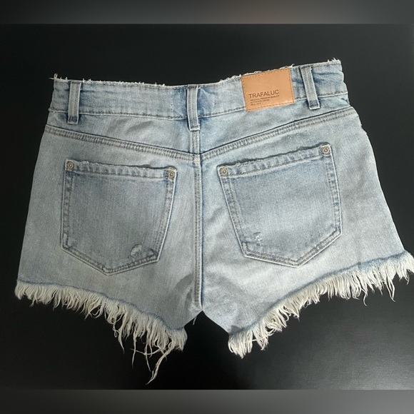 Zara Jean shorts - Picture 2 of 2